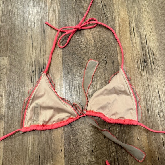 Victoria’s Secret Peach Ruffled Bikini Swim Top - Picture 3 of 3
